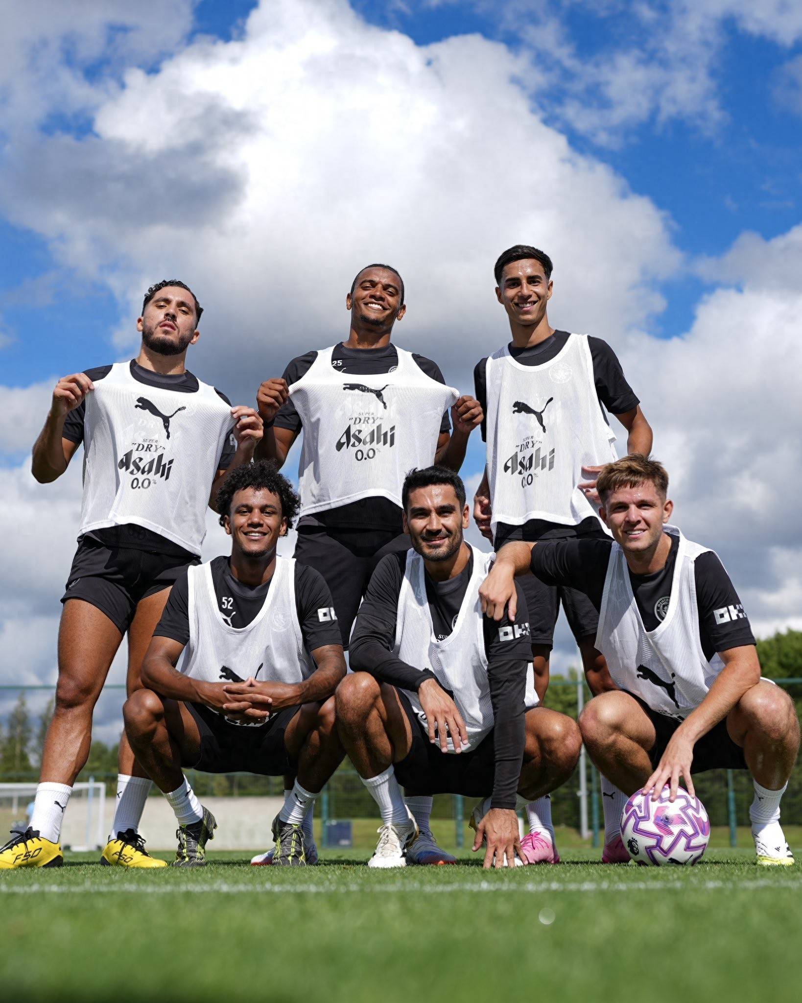 球但被队友 球但被队友